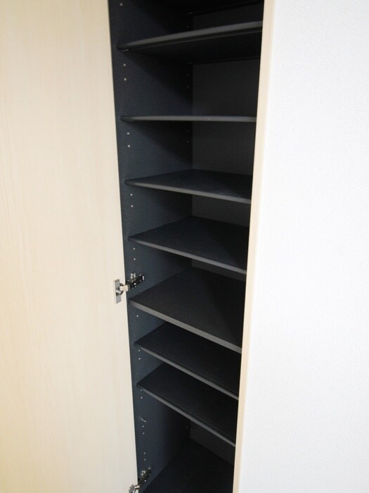 物件内観写真17　(靴箱)