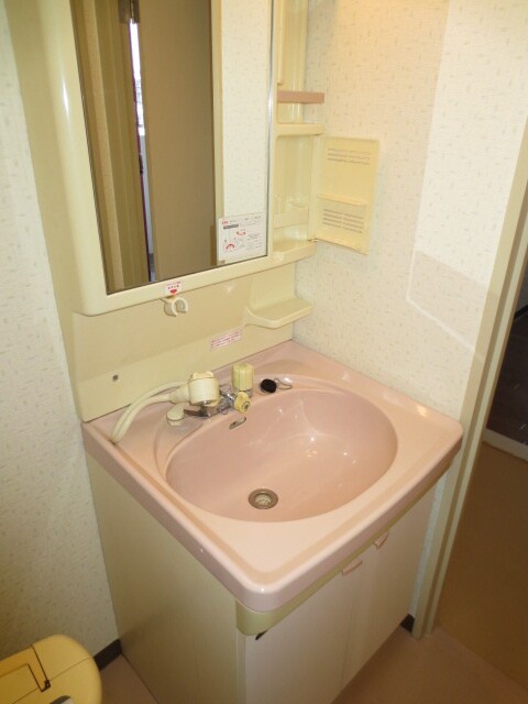 物件内観写真8　(洗面)