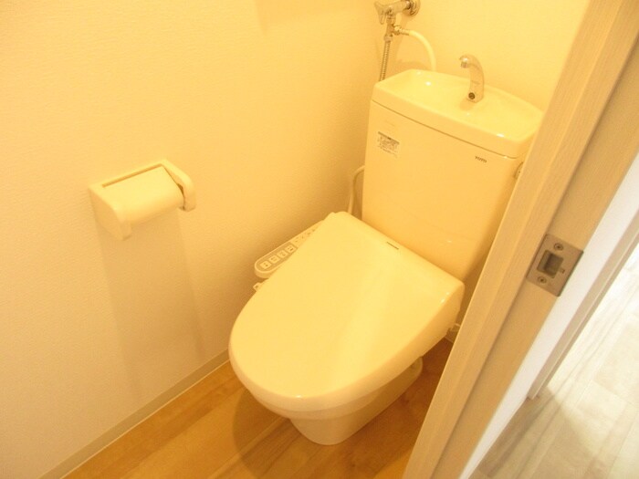 物件内観写真11　(トイレ)