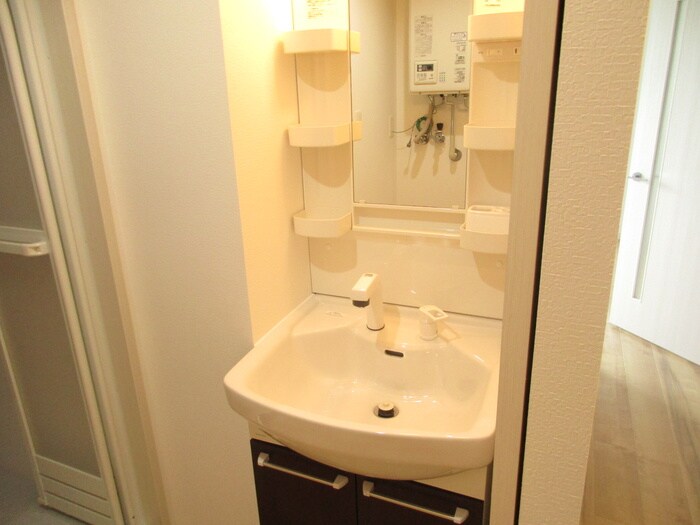 物件内観写真12　(洗面)