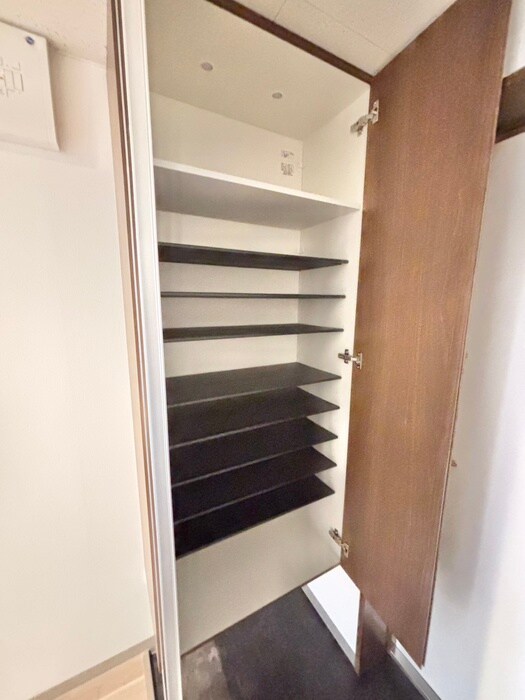 物件内観写真20　(靴箱)