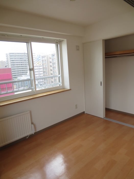 物件内観写真8　(居室)