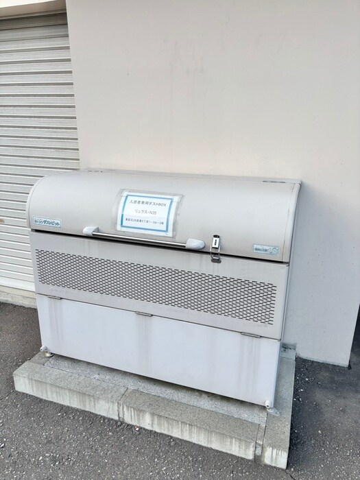 物件外観写真4　(建物設備)