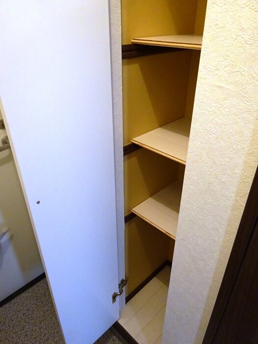 物件内観写真15　(靴箱)