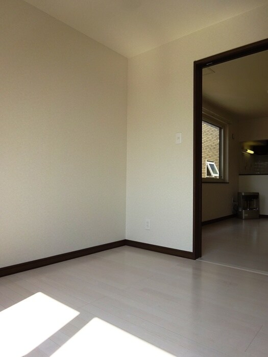 物件内観写真22　(居室)