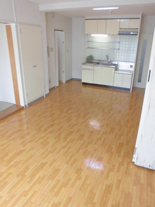 物件内観写真8　(居室)