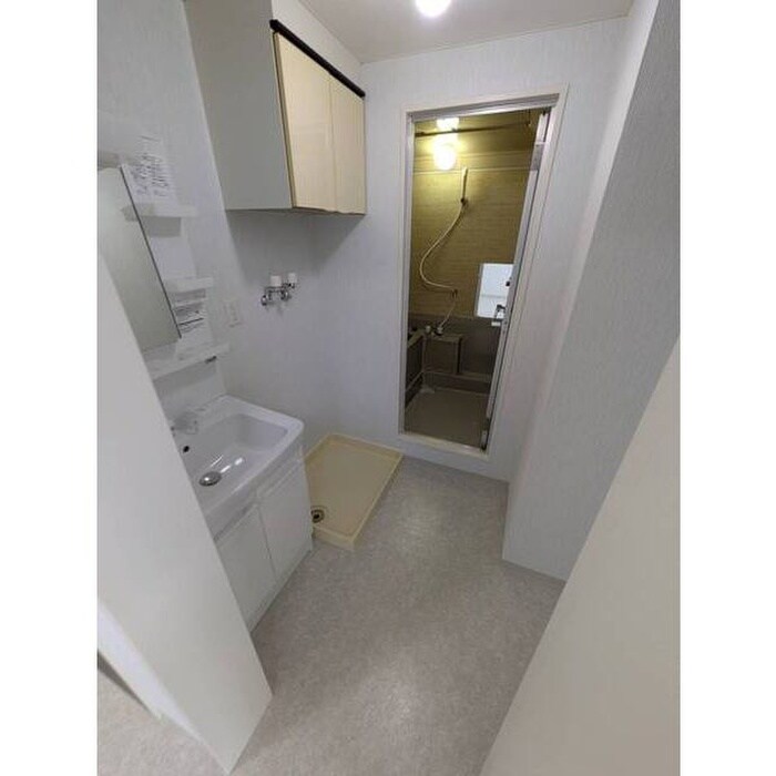 物件内観写真11　(洗面)