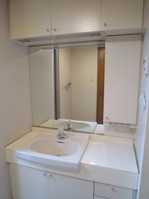 物件内観写真6　(洗面)