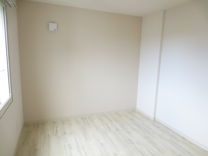 物件内観写真11　(居室)
