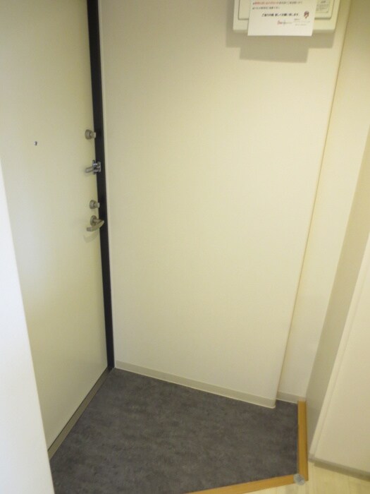 物件内観写真20　(玄関)