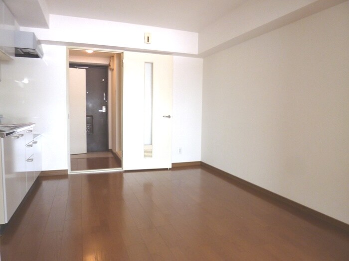 物件内観写真3　(居室)