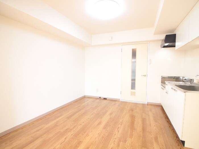 物件内観写真5　(居室)