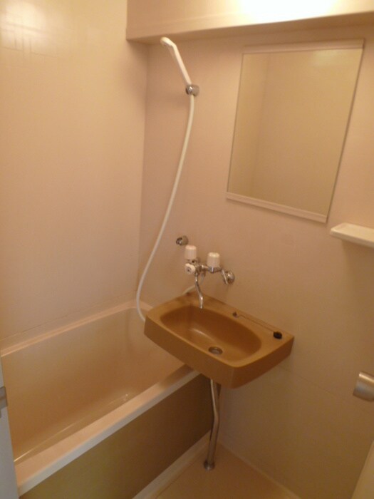 物件内観写真9　(洗面)