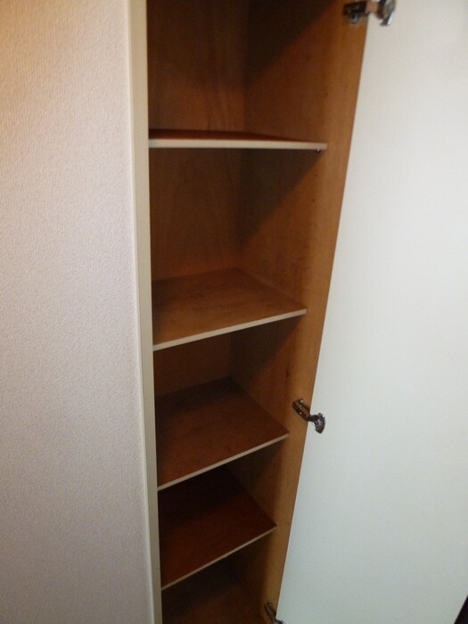 物件内観写真10　(靴箱)