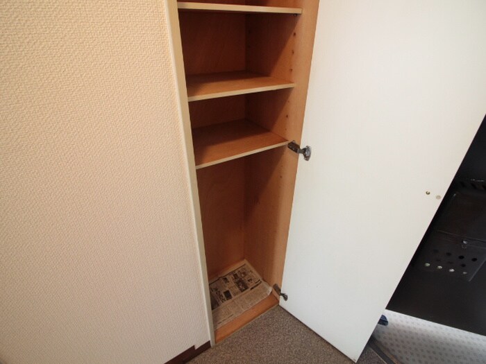 物件内観写真18　(靴箱)