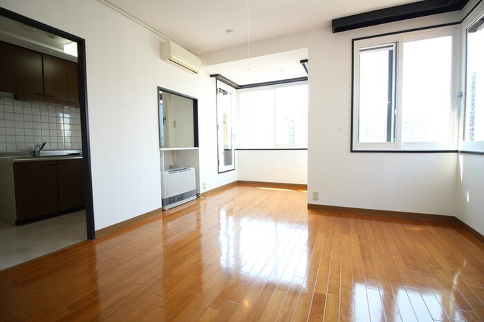 物件内観写真7　(居室)