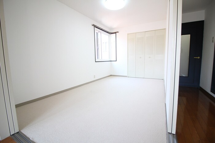 物件内観写真11　(居室)
