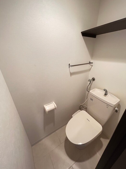 物件内観写真13　(トイレ)