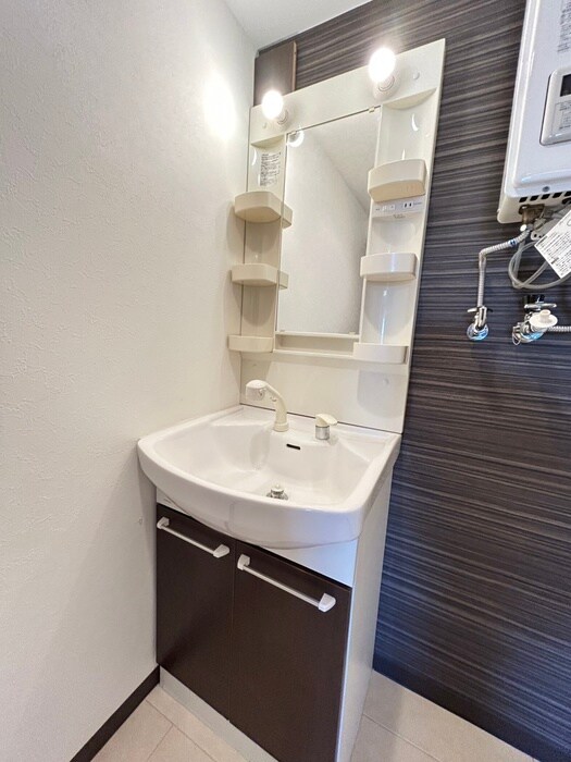 物件内観写真14　(洗面)