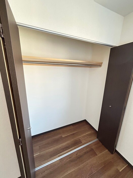 物件内観写真15　(収納)