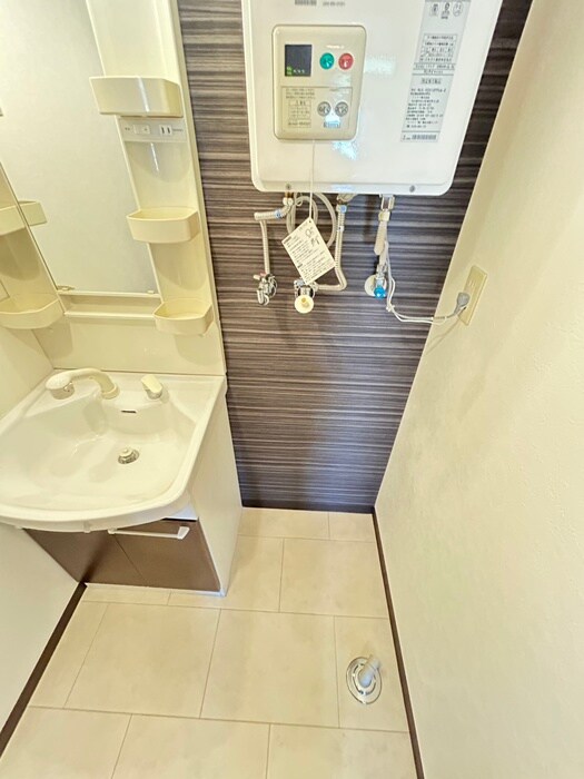 物件内観写真18　(洗濯機置場)