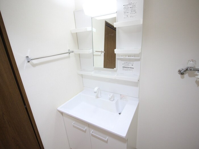 物件内観写真9　(洗面)