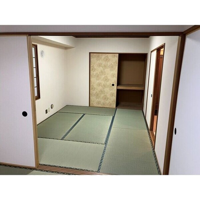 物件内観写真5　(居室)