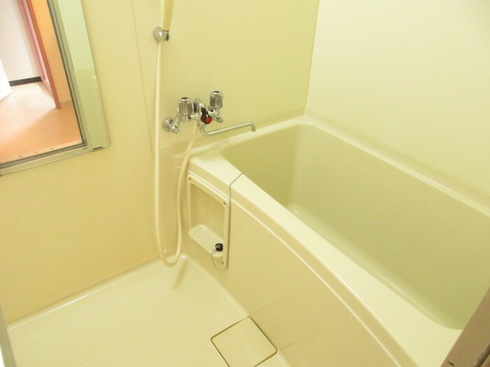 物件内観写真13　(バス／シャワールーム等)