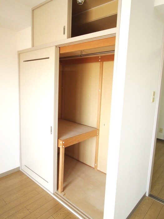 物件内観写真11　(収納)
