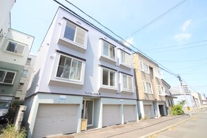 ア－バンコ－ト中の島　Ａ棟外観写真