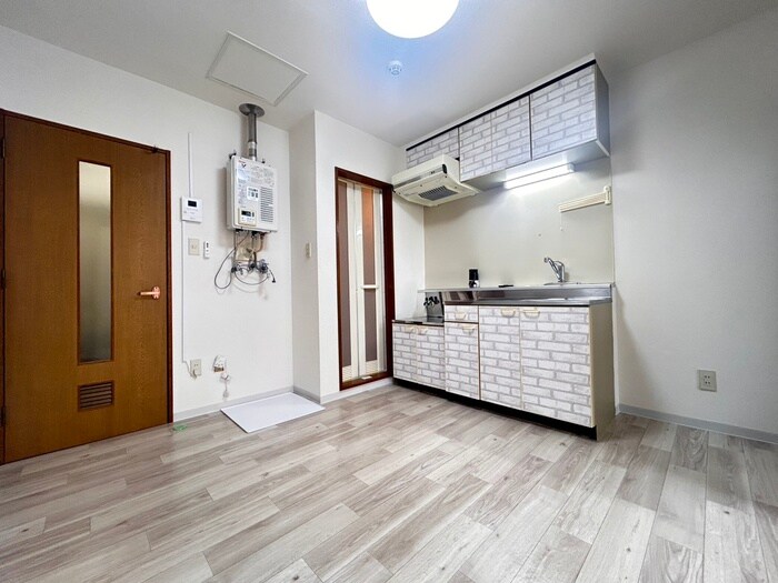 物件内観写真10　(居室)