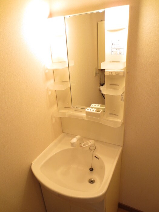 物件内観写真10　(洗面)