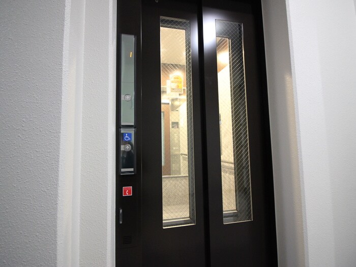 物件外観写真4　(建物設備)