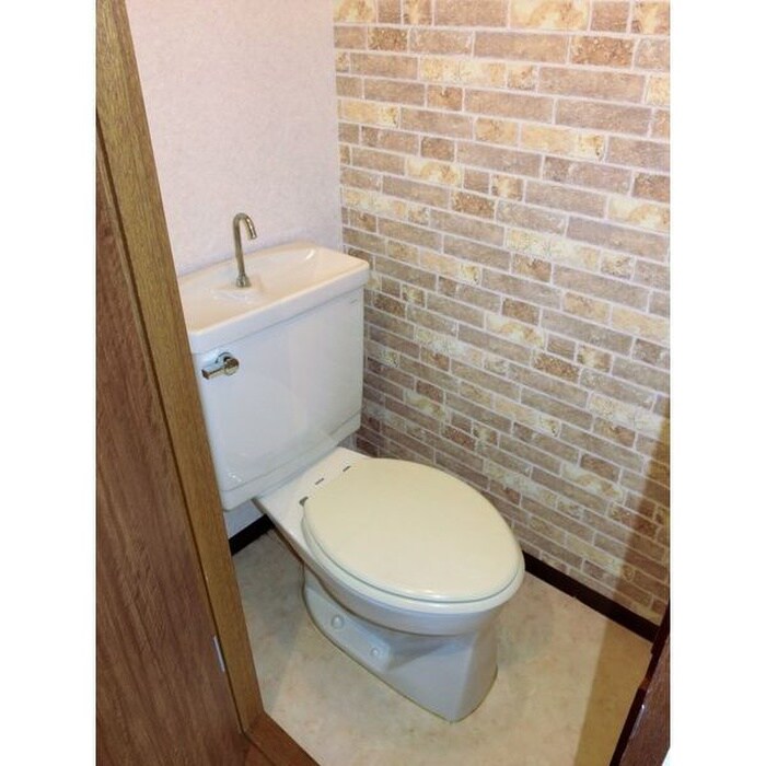 物件内観写真9　(トイレ)