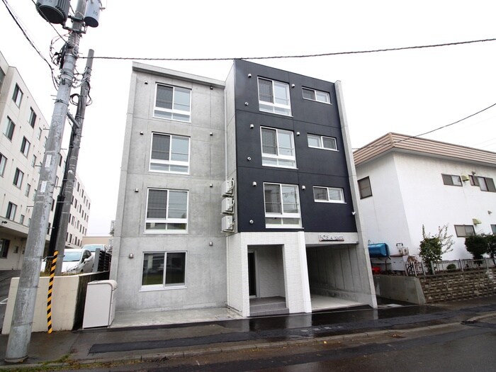 物件外観写真1　(外観写真)