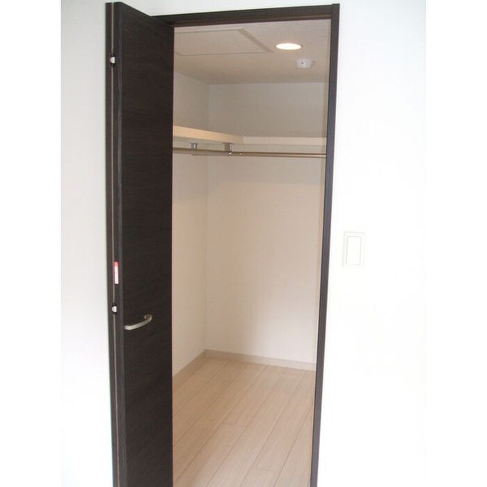 物件内観写真9　(収納)