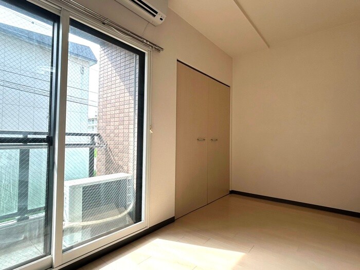 物件内観写真11　(居室)