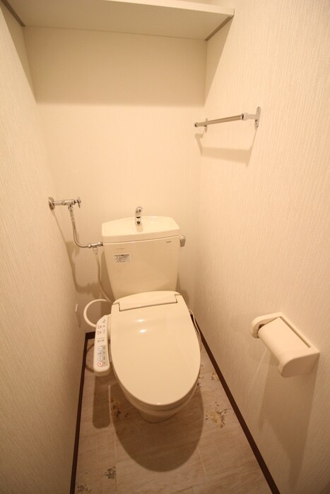 物件内観写真16　(トイレ)