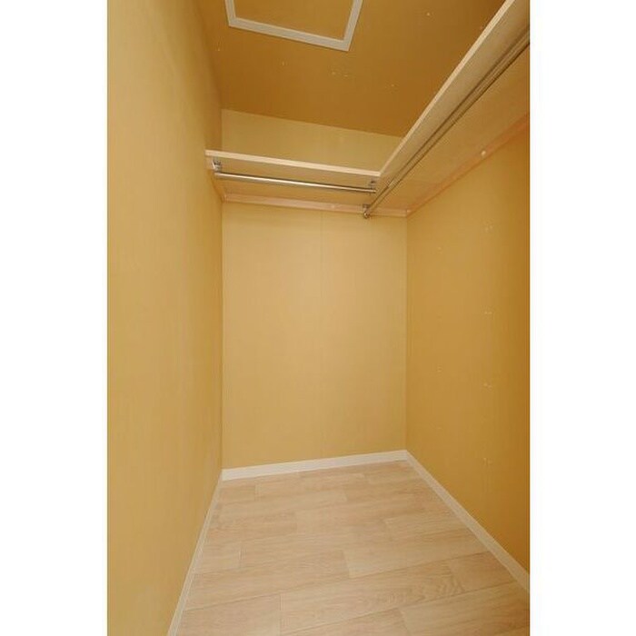 物件内観写真11　(収納)