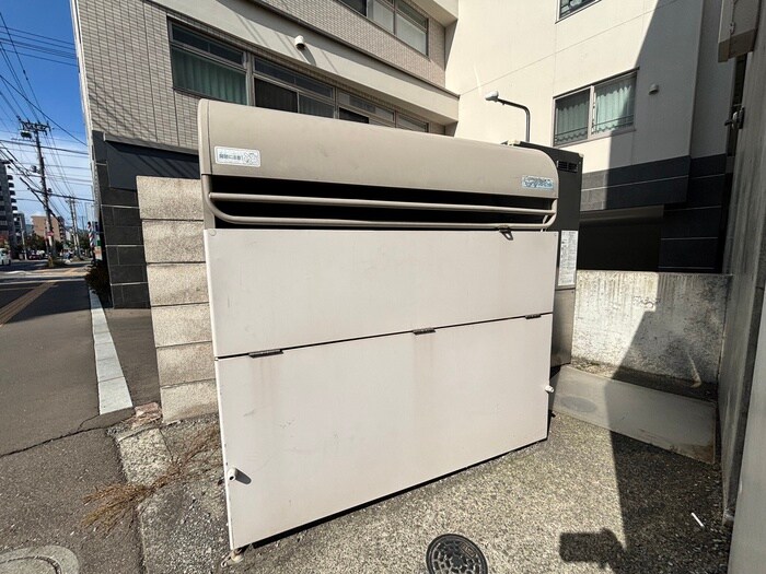 物件外観写真6　(建物設備)