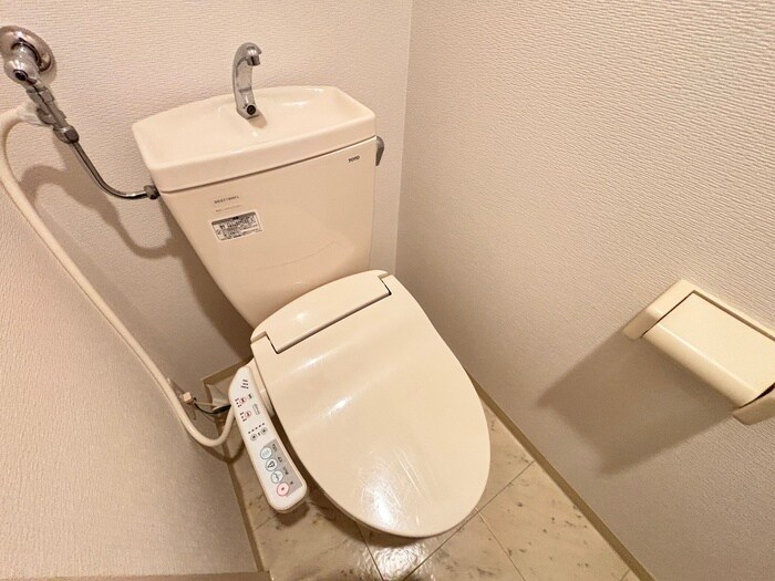 物件内観写真15　(トイレ)