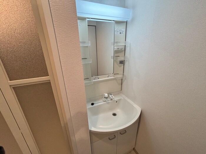 物件内観写真16　(洗面)