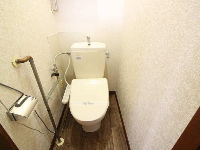 物件内観写真16　(トイレ)