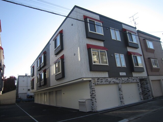 物件外観写真1　(外観写真)