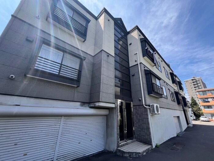 物件外観写真4　(外観写真)