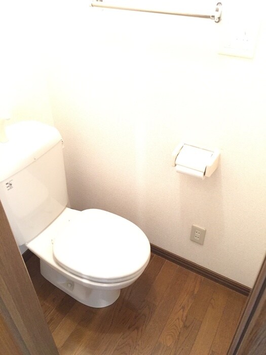 物件内観写真14　(トイレ)