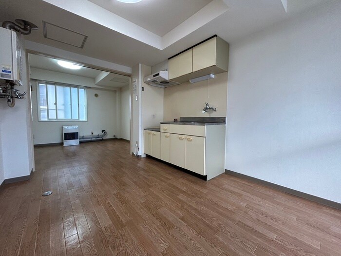 物件内観写真10　(居室)