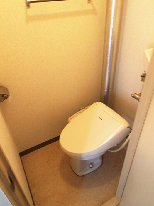 物件内観写真14　(トイレ)