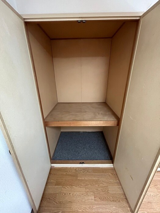 物件内観写真15　(収納)