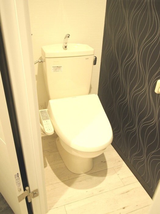 物件内観写真15　(トイレ)
